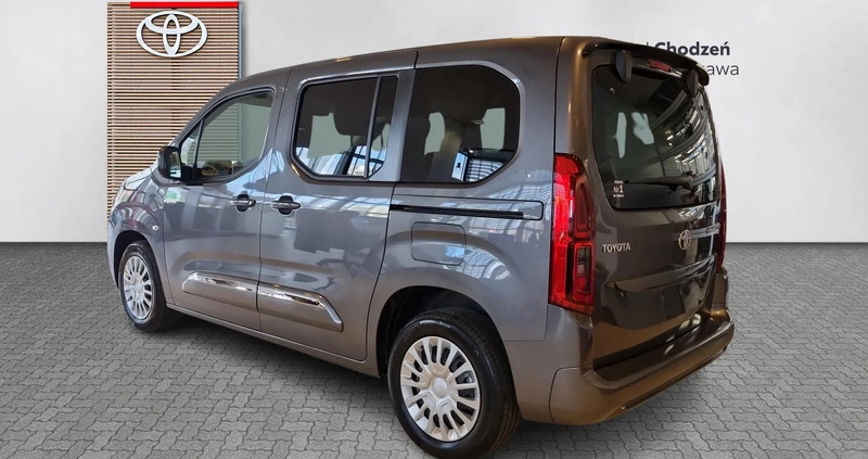 Toyota Proace City Verso cena 117100 przebieg: 5, rok produkcji 2023 z Warszawa małe 92